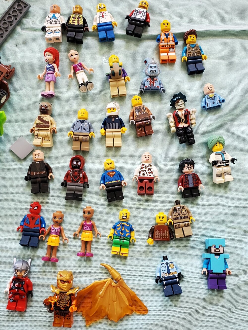 Lego Minifigure And Accessory Parts Lot
